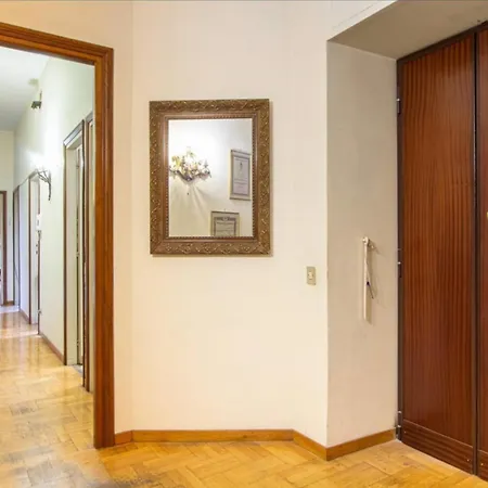 Διαμέρισμα Apartement *